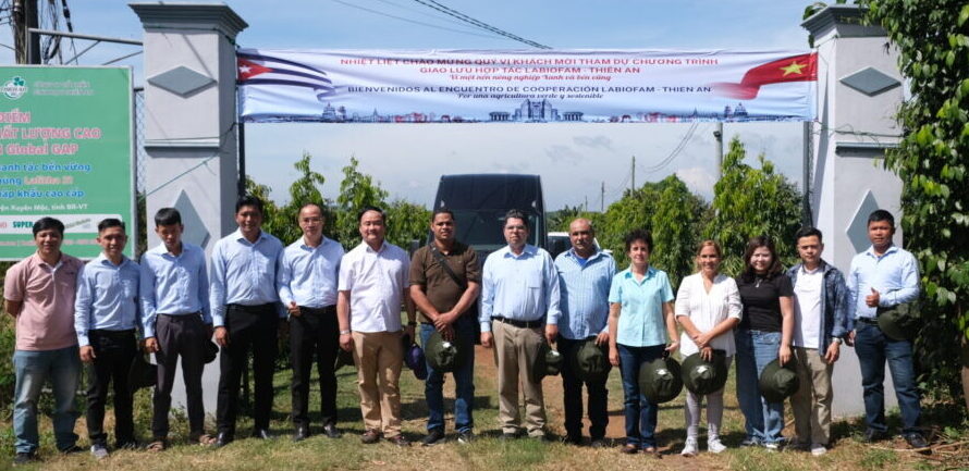 Việt Nam viện trợ 250 tấn gạo cho CuBa